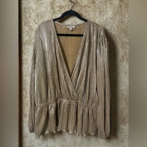 Shimmery gold top